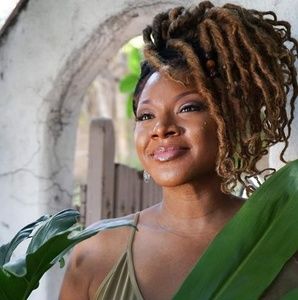 Meet your Posher, Athena